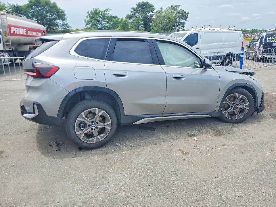 2026 BMW X1 VIN WBX73EF01T5696811 COPART salvage auction — FRONT END, Va - Non-Repairable Certificate, sold $1,200 on 2026-07-29 (photo 3)