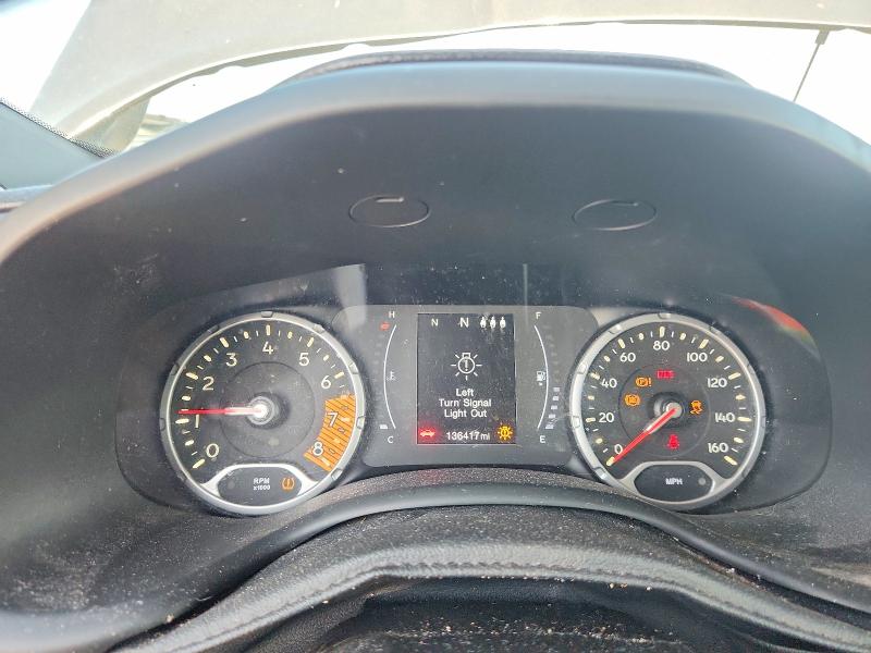 2019 Jeep VIN ZACNJBAB4KPJ92421 COPART salvage auction — REAR END, Il - Salvage Certificate, sold $250 on 2026-07-28 (photo 9)