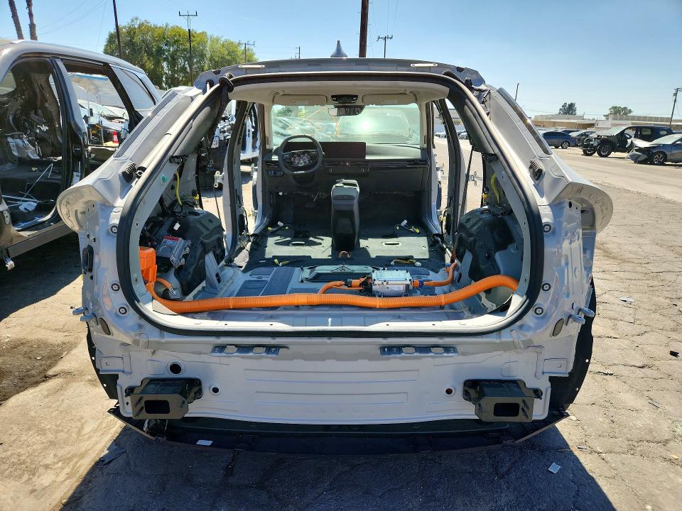 2025 Kia Ev6 VIN 5XYC3DJC5SG014039 COPART salvage auction — STRIPPED, Ca - Certificate Of Title, sold $60 on 2026-07-28 (photo 6)