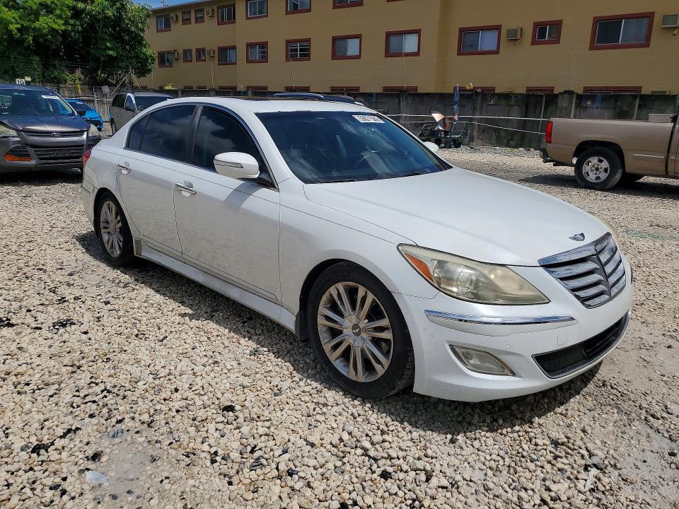2012 Hyundai Genesis VIN KMHGC4DD0CU198548 COPART salvage auction — MINOR DENT/SCRATCHES, FL - CERT OF TITLE SLVG REBUILDABLE, sold $1,450 on 2026-07-31 (photo 4)