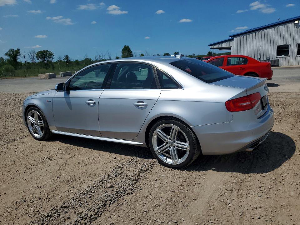 2016 Audi Rs4 VIN WAUBGAFL6GA009248 COPART salvage auction — MINOR DENT/SCRATCHES, Ny - Cert Of Title-Rebuilt Salvage, sold $1,100 on 2026-07-29 (photo 2)