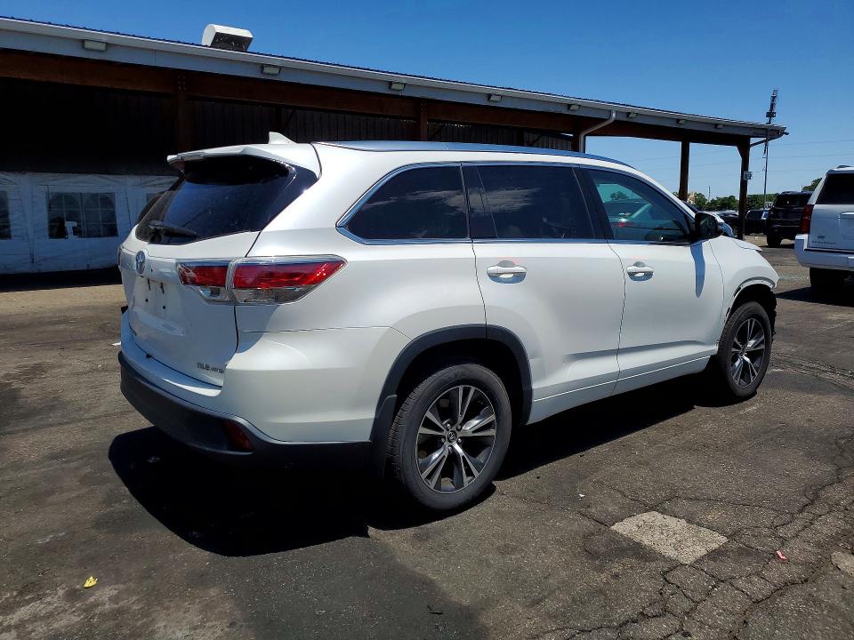 2016 Toyota Highlander VIN 5TDJKRFH2GS267258 COPART salvage auction — FRONT END, Co - Salvage Title, sold $8,500 on 2026-07-30 (photo 3)