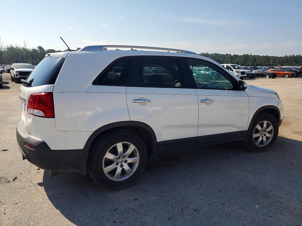 2013 Kia VIN 5XYKT4A61DG409943 COPART salvage auction — NORMAL WEAR, Sc - Certificate Of Title, sold $1,050 on 2026-07-27 (photo 3)