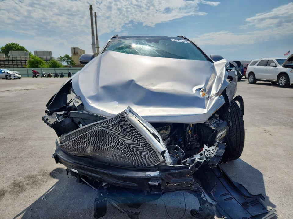 2017 Hyundai Santa fe VIN KM8SRDHF7HU229340 COPART salvage auction — FRONT END, Ok - Cert Of Title-Salvage, sold $900 on 2026-07-31 (photo 5)
