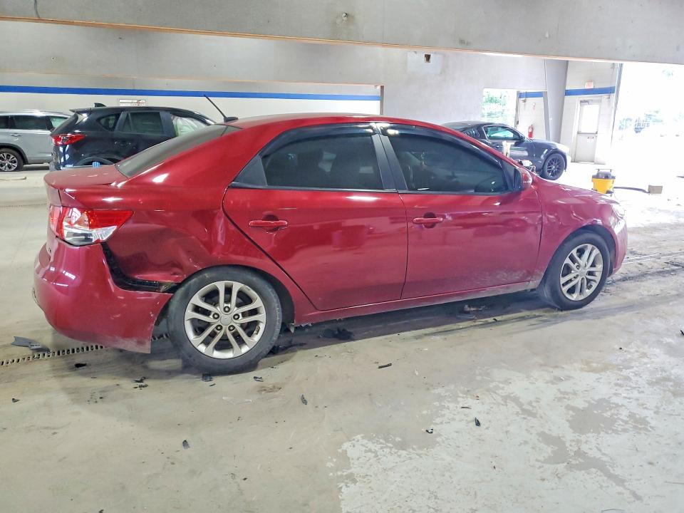 2012 Kia Forte VIN KNAFU4A2XC5531426 COPART salvage auction — REAR END, VA - CERT OF TITLE - SALVAGE, sold $225 on 2026-07-24 (photo 3)