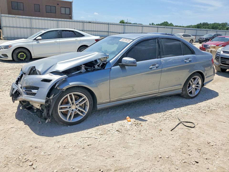 2013 Mercedes-benz C-klasse VIN WDDGF8AB2DG150531 COPART salvage auction — FRONT END, Ks - Cert Of Title-Salvage, sold $850 on 2026-08-18 (photo 1)