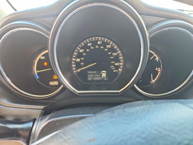 2006 Lexus Rx 400 VIN JTJGW31U062000297 COPART salvage auction — FRONT END, CA - DIS/DLR/EXP ONLY CLEAN TITLE, sold $725 on 2026-07-23 (photo 9)