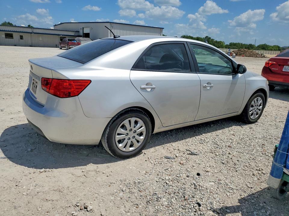 2012 Kia VIN KNAFT4A21C5487092 COPART salvage auction — MINOR DENT/SCRATCHES, Tx - Certificate Of Title, sold $775 on 2026-07-09 (photo 3)