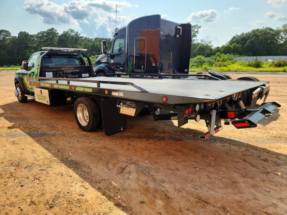 2024 Ram 5500 VIN 3C7WRMDL5RG298004 COPART salvage auction — NORMAL WEAR, Salvage Title, sold $40,250 on 2026-08-27 (photo 2)