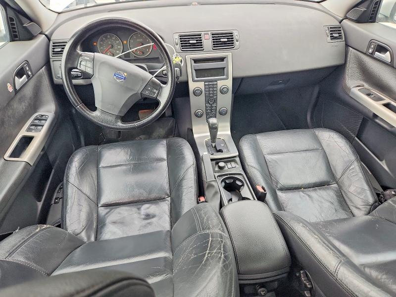 2005 Volvo S40 VIN YV1MS682952118445 COPART salvage auction — NORMAL WEAR, TX - CERTIFICATE OF TITLE (P), sold $150 on 2026-08-07 (photo 8)