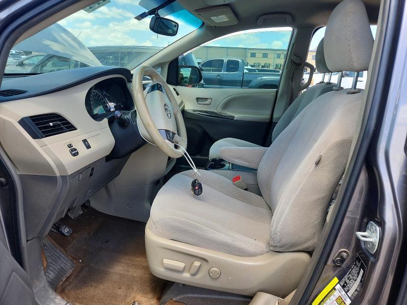2014 Toyota VIN 5TDKK3DC6ES424554 COPART salvage auction — WATER/FLOOD, Tx - Salvage Title-Flood Damage, sold $1,250 on 2026-07-20 (photo 7)