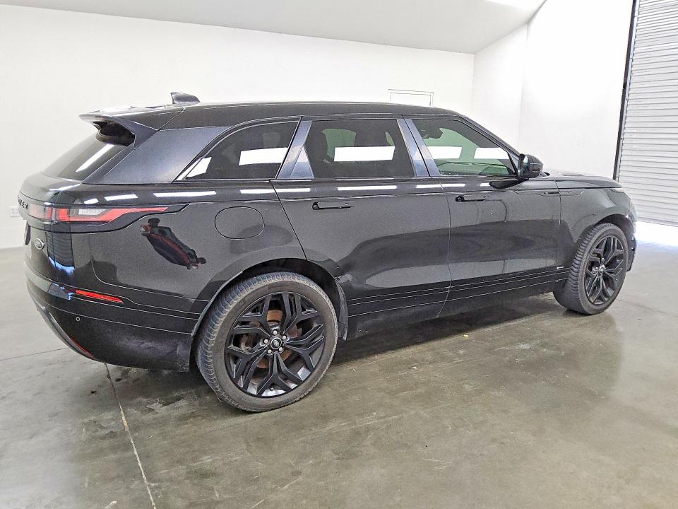 2020 Land rover Range rover velar VIN SALYK2EX7LA255430 COPART salvage auction — MINOR DENT/SCRATCHES, TX - CERTIFICATE OF TITLE, sold $5,200 on 2026-09-03 (photo 3)