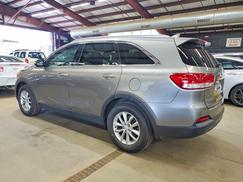 2016 Kia Sorento VIN 5XYPGDA52GG089912 COPART salvage auction — MINOR DENT/SCRATCHES, MT - CERTIFICATE OF TITLE (P), sold $3,500 on 2026-07-27 (photo 2)