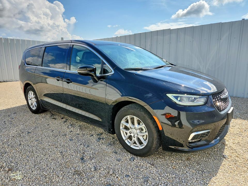 2025 Chrysler Pacifica VIN 2C4RC1BGXSR614318 COPART salvage auction — SIDE, Tx - Certificate Of Title, sold $19,000 on 2026-08-19 (photo 4)