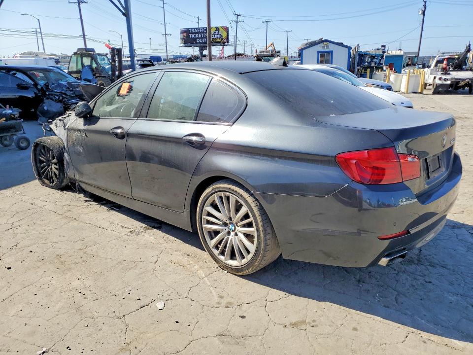 2011 BMW 5er VIN WBAFR9C57BC270076 COPART salvage auction — ENGINE BURN, Ca - Salvage Certificate, sold $225 on 2026-08-04 (photo 2)