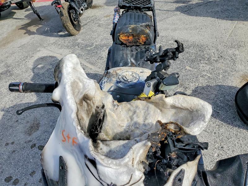 2013 Kawasaki Concours VIN JKBZGNC18DA021897 COPART salvage auction — BURN, Tx - Certificate Of Title, sold $450 on 2026-09-18 (photo 5)
