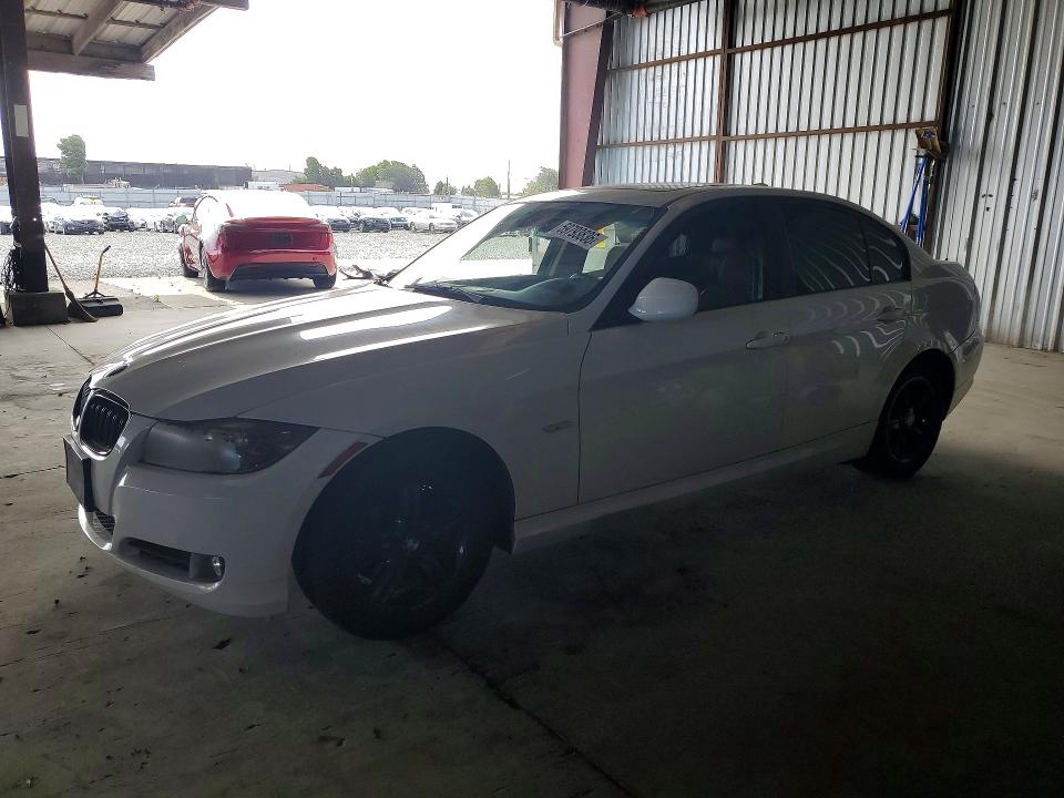 2011 BMW 3er VIN WBAPH7G52BNM55288 COPART salvage auction — SIDE, Ca - Salvage Certificate, sold $150 on 2026-07-16 (photo 1)