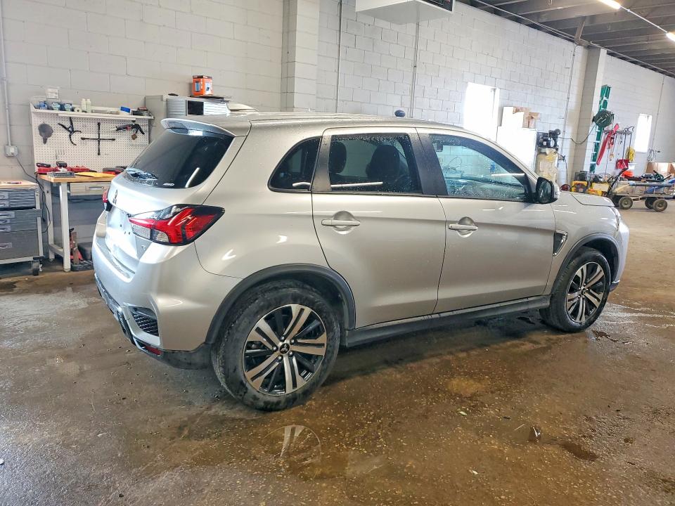 2025 Mitsubishi Outlander sport VIN JA4ARUAU7SU011909 COPART salvage auction — FRONT END, WI - CERTIFICATE OF TITLE (P), sold $13,100 on 2026-07-27 (photo 3)