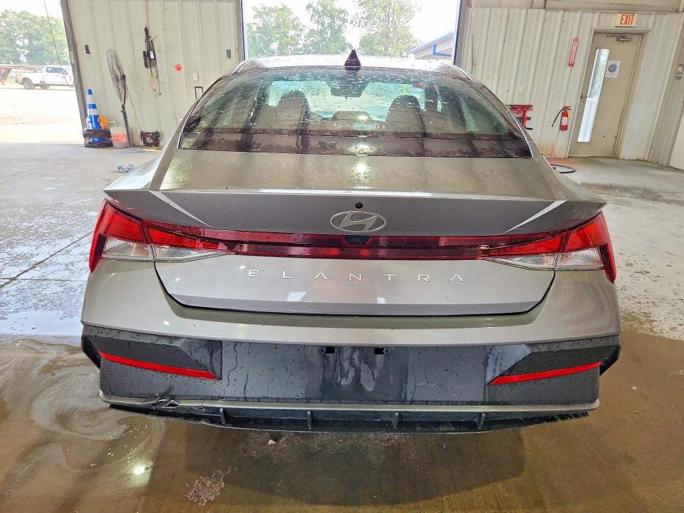 2024 Hyundai Elantra VIN KMHLM4DG6RU785982 COPART salvage auction — FRONT END, Fl - Certificate Of Destruction, sold $3,650 on 2026-07-20 (photo 6)