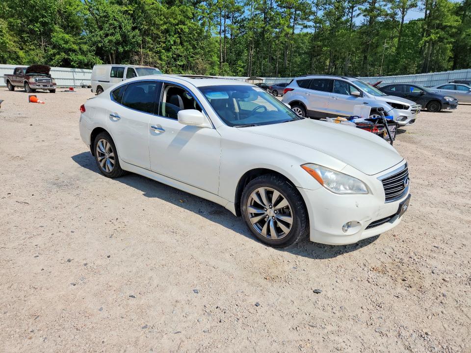 2013 Infiniti M VIN JN1BY1ARXDM605049 COPART salvage auction — UNDERCARRIAGE, Nc - Salvage Certificate Of Title, sold $1,950 on 2026-07-31 (photo 4)