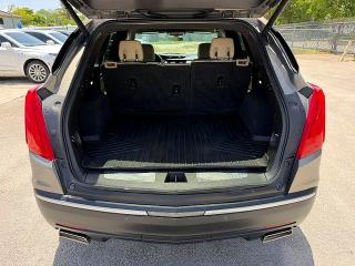 2017 Cadillac Xt5 VIN 1GYKNARS2HZ240947 COPART salvage auction — MINOR DENT/SCRATCHES, Fl - Cert Of Title Slvg Rebuildable (P), sold $9,400 on 2026-07-28 (photo 6)