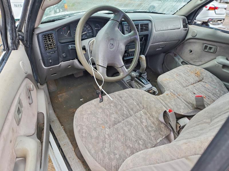 2004 Toyota Tacoma VIN 5TEPM62N74Z462799 COPART salvage auction — ALL OVER, LA - CERT OF TITLE-SALVAGE, sold $275 on 2026-07-30 (photo 8)