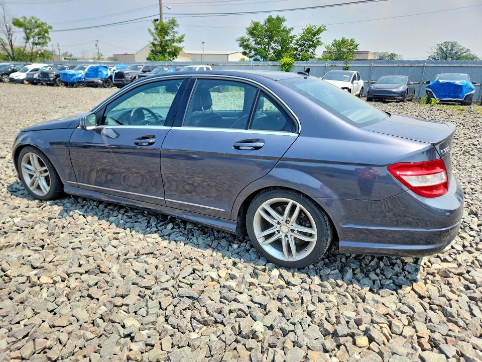 2011 Mercedes-benz C-klasse VIN WDDGF8BB2BR183268 COPART salvage auction — WATER/FLOOD, Ny - Mv907A-Flood Salvage, sold $450 on 2026-08-10 (photo 2)