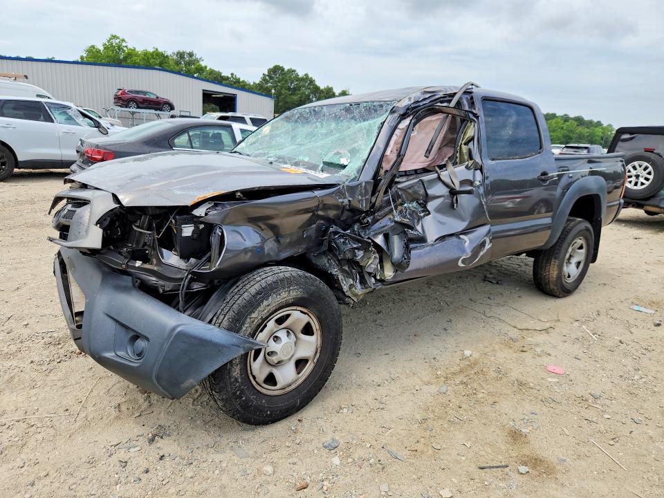 2015 Toyota VIN 5TFJX4GN5FX040003 COPART salvage auction — SIDE, Va - Cert Of Title - Salvage, sold $125 on 2026-07-21 (photo 1)