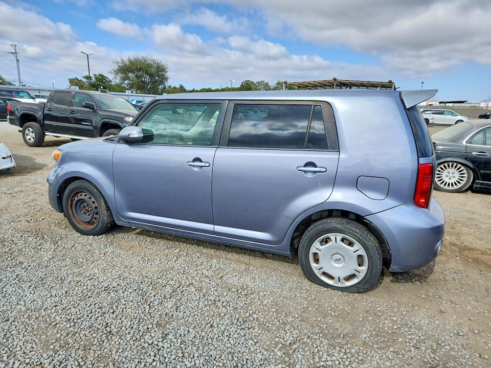 2010 Toyota Scion VIN JTLZE4FE8A1112788 COPART salvage auction — REAR END, Ca - Dis/Dlr/Exp Only Clean Title, sold $200 on 2026-07-18 (photo 2)