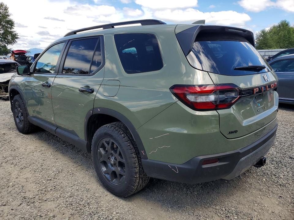 2026 Honda Pilot VIN 5FNYG1H69TB012652 COPART salvage auction — SIDE, WA - BILL OF SALE, sold $15,700 on 2026-07-27 (photo 2)