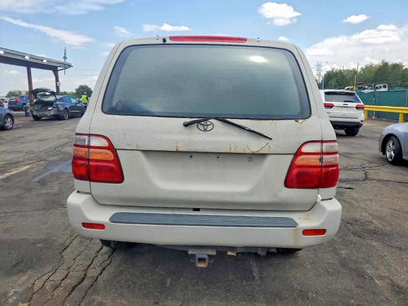 2000 Toyota Land cruiser VIN JT3HT05J2Y0096774 COPART salvage auction — MINOR DENT/SCRATCHES, Co - Dis/Dlr/Exp Only Clean Title, sold $275 on 2026-07-28 (photo 6)