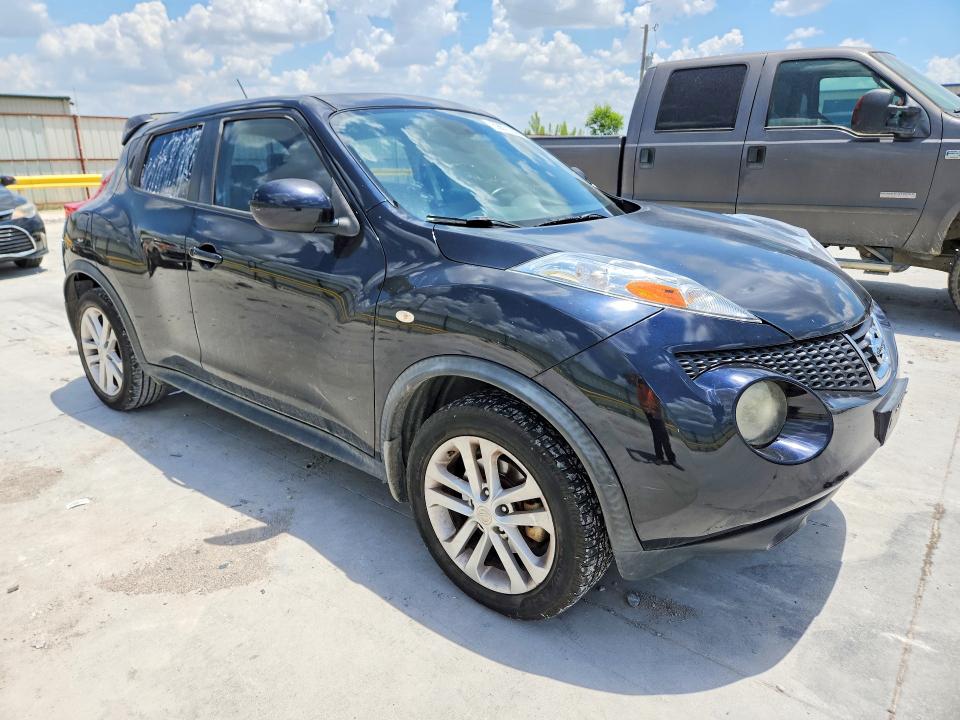 2011 Nissan Juke VIN JN8AF5MR0BT018335 COPART salvage auction — REAR END, TX - SALVAGE VEHICLE TITLE, sold $1,200 on 2026-07-28 (photo 4)