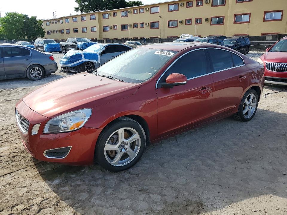 2013 Volvo S60 VIN YV1612FH8D2205019 COPART salvage auction — MINOR DENT/SCRATCHES, Fl - Certificate Of Title, sold $500 on 2026-08-18 (photo 1)