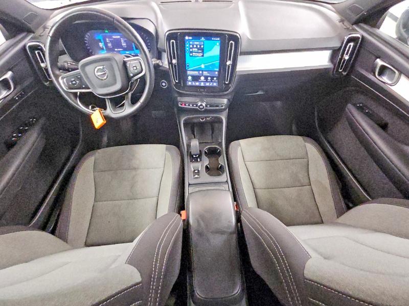 2025 Volvo Xc40 VIN YV4L12UJ3S2474604 COPART salvage auction — FRONT END, FL - CERTIFICATE OF TITLE, sold $11,400 on 2026-07-27 (photo 8)
