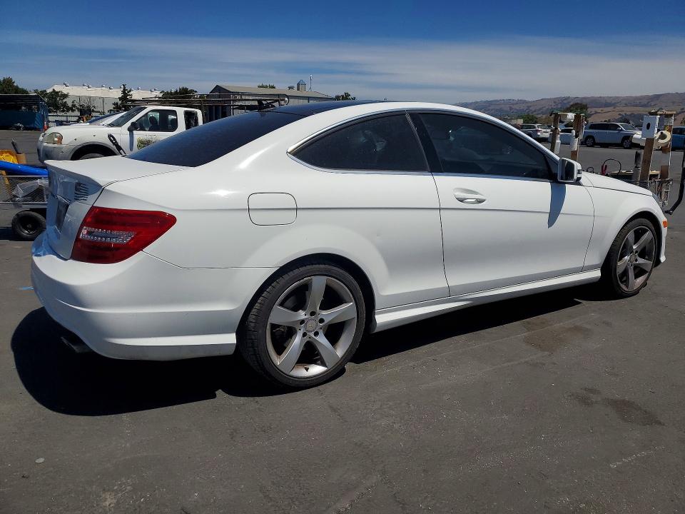 2014 Mercedes-benz C-klasse VIN WDDGJ5HB8EG274940 COPART salvage auction — SIDE, Ca - Salvage Certificate, sold $775 on 2026-07-16 (photo 3)