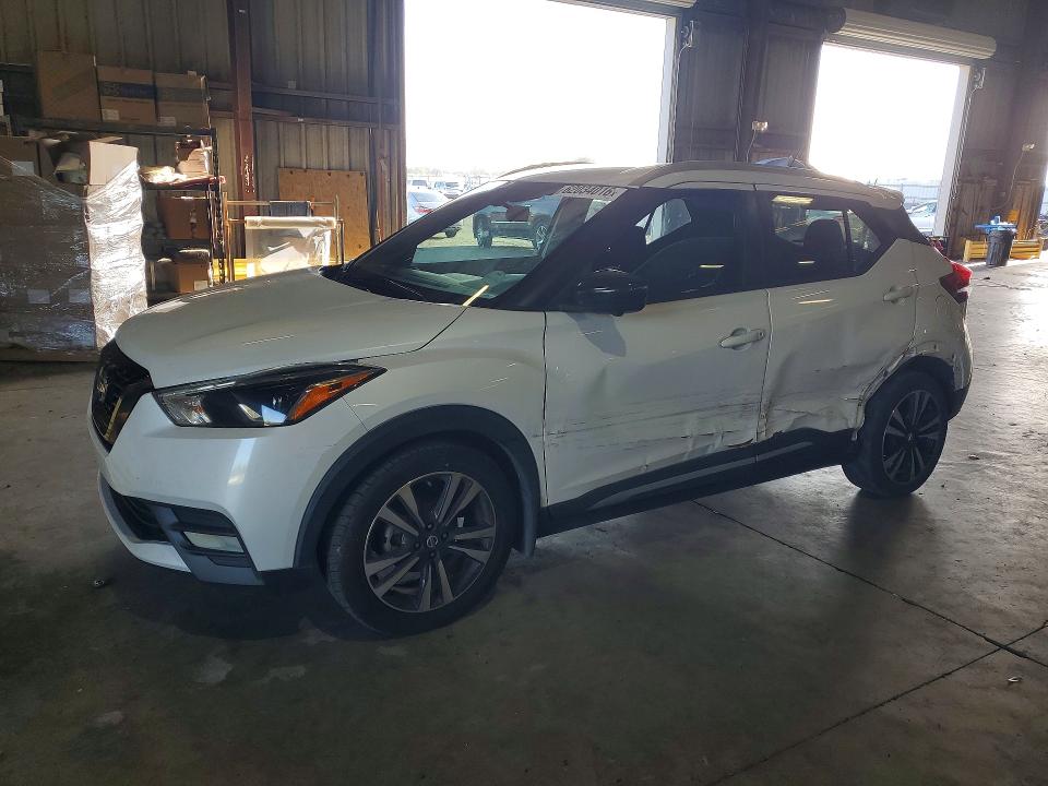 2020 Nissan Kicks VIN 3N1CP5DV3LL543302 COPART salvage auction — SIDE, Fl - Certificate Of Title, sold $2,600 on 2026-08-03 (photo 1)