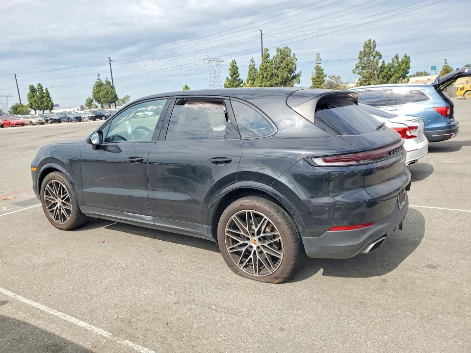 2024 Porsche Cayenne VIN WP1AA2AY6RDA03216 COPART salvage auction — SIDE, CA, sold $33,250 on 2026-10-08 (photo 2)