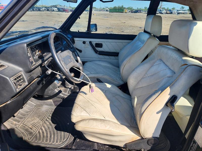 1987 Volkswagen Cabriolet VIN WVWCA0151HK036218 COPART salvage auction — MINOR DENT/SCRATCHES, OH - DEALER ONLY CLEAN TITLE, sold $725 on 2026-08-11 (photo 7)