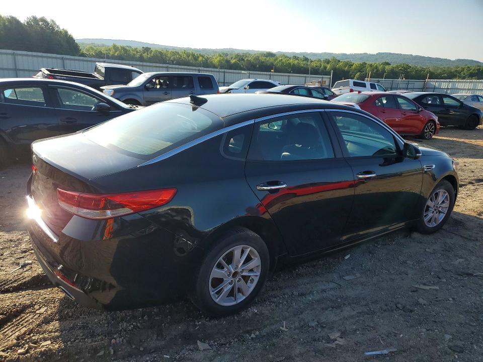 2016 Kia Optima VIN 5XXGT4L3XGG029095 COPART salvage auction — VANDALISM, Nc - Salvage Certificate Of Title, sold $2,800 on 2026-07-06 (photo 3)