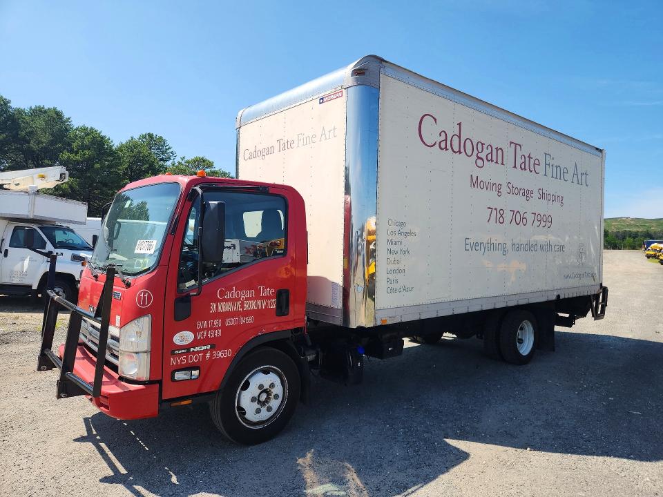 2013 Isuzu Nqr VIN JALE5W162D7900570 COPART salvage auction — MINOR DENT/SCRATCHES, NY - CERTIFICATE OF TITLE, sold $2,500 on 2026-07-29 (photo 1)