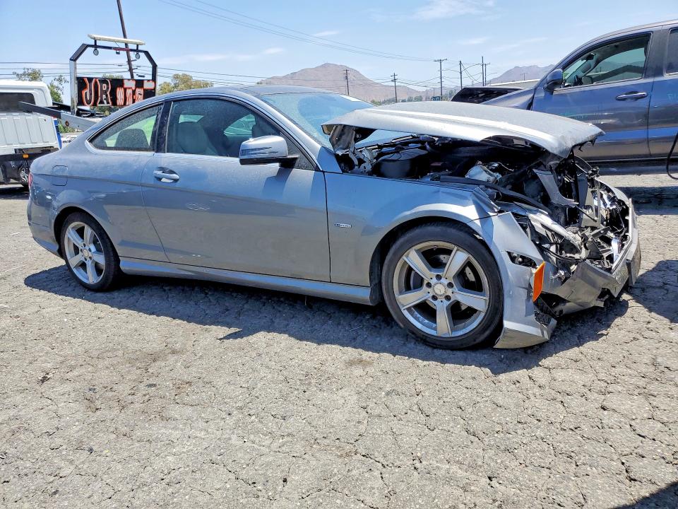 2012 Mercedes-benz C-klasse VIN WDDGJ4HBXCF801034 COPART salvage auction — FRONT END, CA - SALVAGE CERTIFICATE, sold $425 on 2026-07-27 (photo 4)
