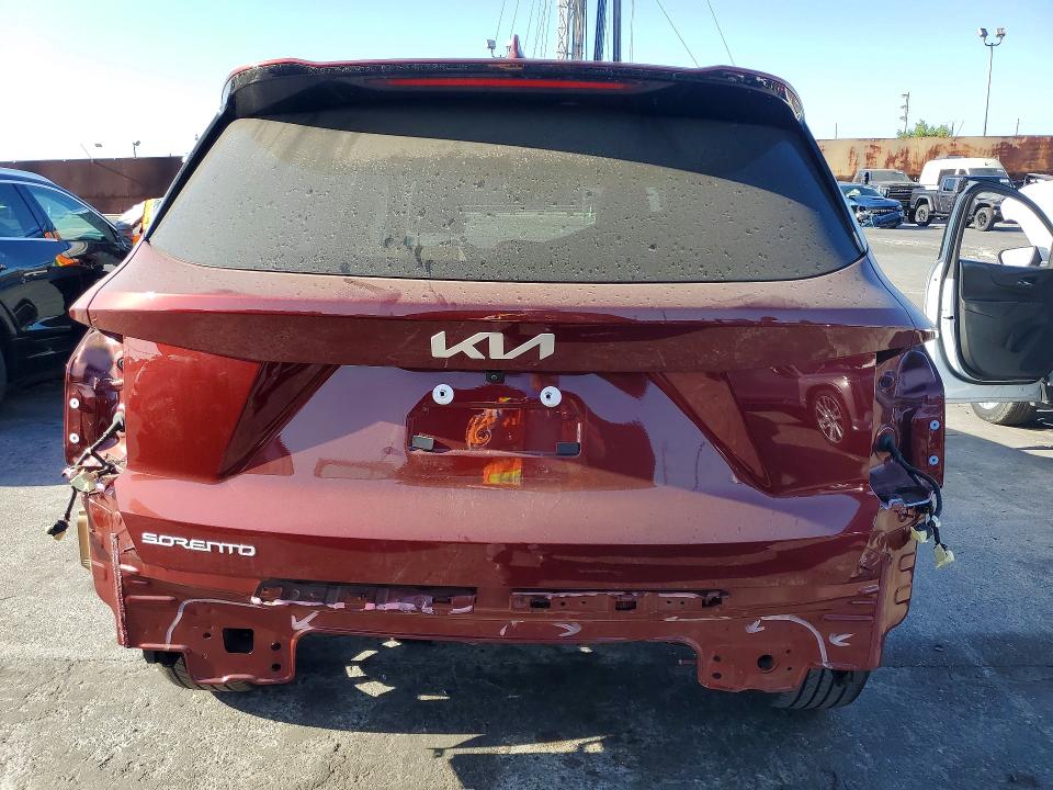 2025 Kia Sorento VIN 5XYRK4JFXSG315719 COPART salvage auction — REAR END, Ca - Salvage Certificate, sold $17,600 on 2026-07-31 (photo 6)