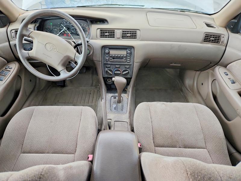 2000 Toyota Camry VIN JT2BF28K0Y0253252 COPART salvage auction — FRONT END, CO - SALVAGE TITLE, sold $950 on 2026-07-15 (photo 8)