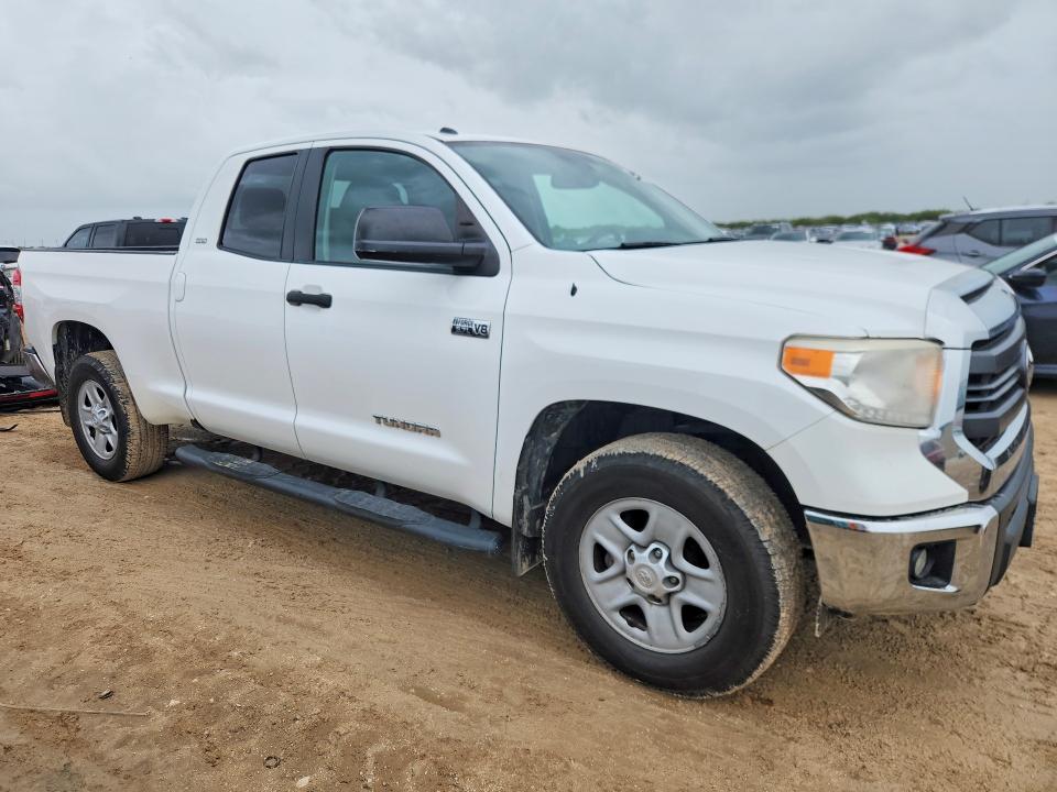 2015 Toyota Tundra VIN 5TFRY5F13FX177638 COPART salvage auction — REAR END, TX - CERTIFICATE OF TITLE, sold $3,500 on 2026-07-23 (photo 4)