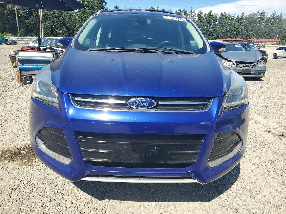 2014 Ford Escape VIN 1FMCU9J94EUA63536 COPART salvage auction — MINOR DENT/SCRATCHES, Wa - Vehicle Cert Of Ownership-Titl, sold $725 on 2026-07-26 (photo 5)