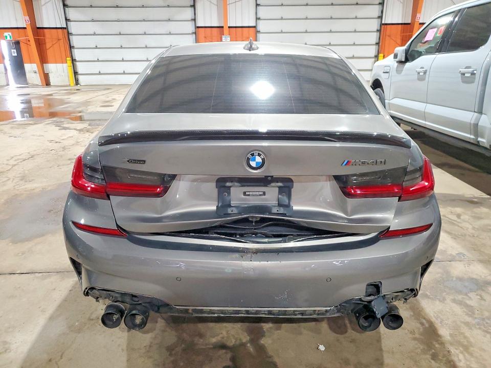 2020 BMW M340i VIN WBA5U9C02LFH67568 COPART salvage auction — BURN, AB - BOS - NONREPAIRABLE, sold $450 on 2026-07-28 (photo 6)