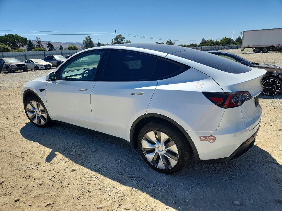 2023 Tesla Model y VIN 7SAYGDEE5PA099825 COPART salvage auction — FRONT END, Ca - Salvage Certificate, sold $6,200 on 2026-07-28 (photo 2)