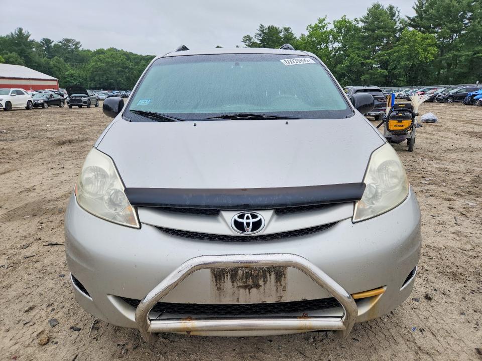 2009 Toyota Sienna VIN 5TDZK23C09S262615 COPART salvage auction — SIDE, MA - CERT OF TITLE-RECONSTRCTD COLL, sold $1,500 on 2026-07-09 (photo 5)