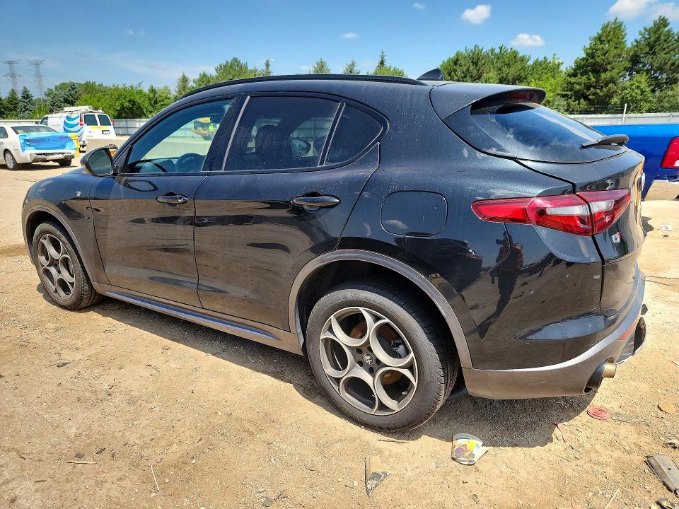 2023 Alfa romeo Stelvio VIN ZASPAKBNXP7D54214 COPART salvage auction — FRONT END, Il - Salvage Certificate, sold $14,300 on 2026-08-11 (photo 2)