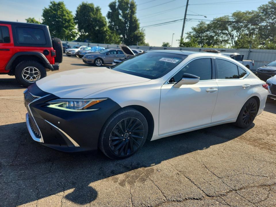 2019 Lexus ES VIN 58ABZ1B17KU027609 COPART salvage auction — FRONT END, WV - CERTIFICATE OF TITLE (P), sold $14,900 on 2026-07-29 (photo 1)